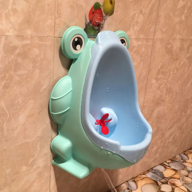 Frog Wall-Mounted Potty Trainer